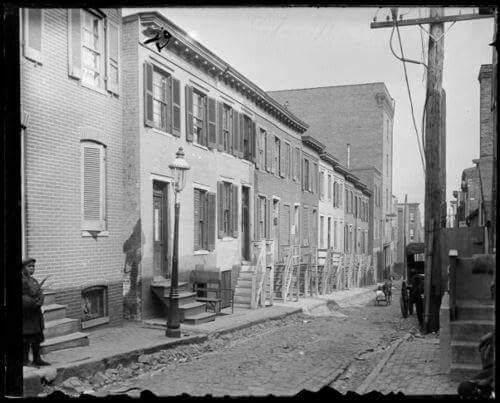 Baltimore street scene early 1930s